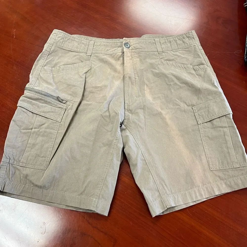 Pacific Trail Brown Utility Hiking Shorts sz 38 EUC